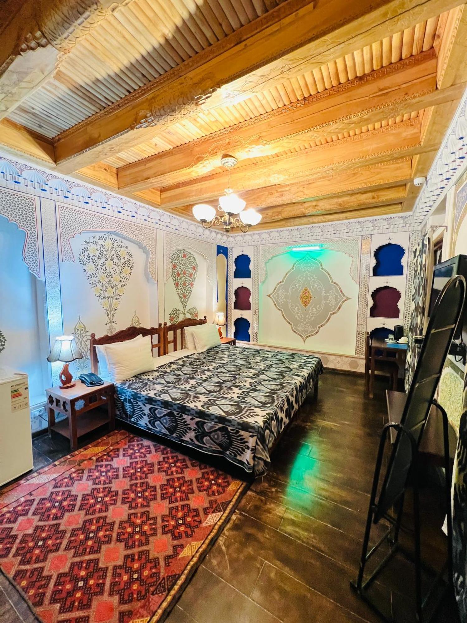 Komil Bukhara Boutique Hotel Kültér fotó
